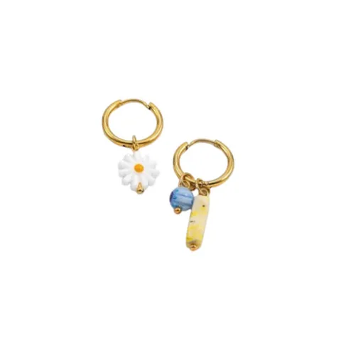 Arete de Mujer Margarita Bañado en Oro 18k